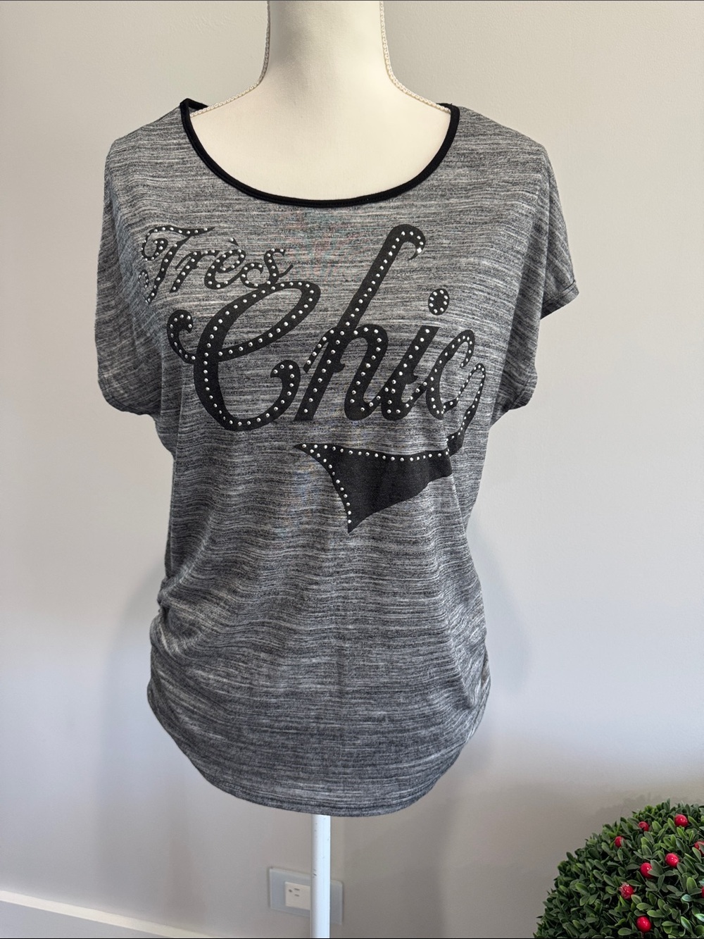 Vanilla Sugar Grey 'Tres Chic' Studded Graphic Tee - Women Sz L